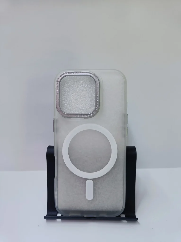 Maskica iPhone 16 Pro